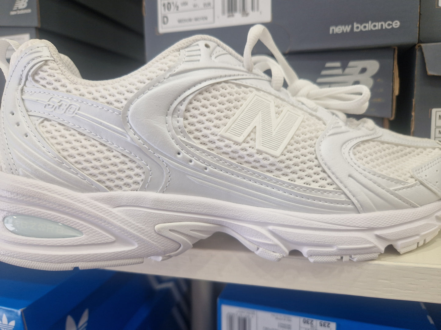 Newbalnce 530