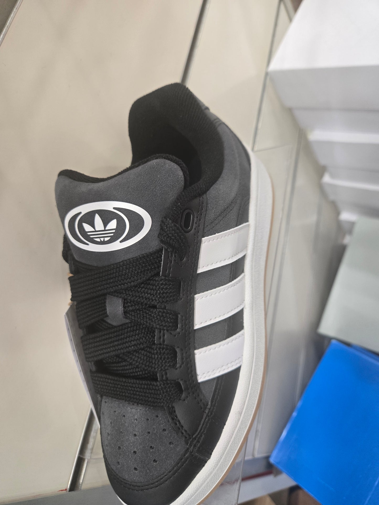 adidas Campus 00s