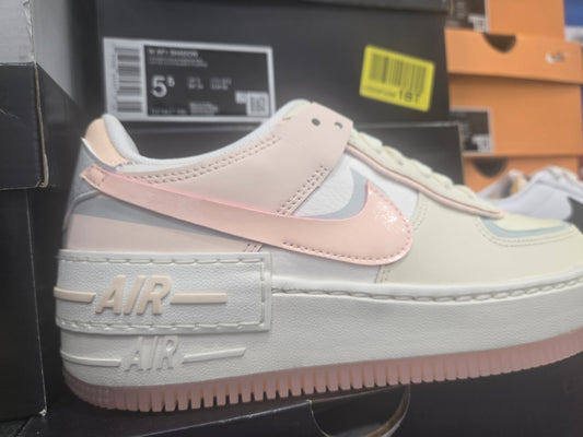W af1 shadow